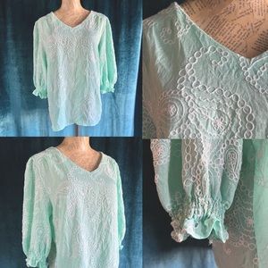 Kindred embroidered paisley peasant blouse top